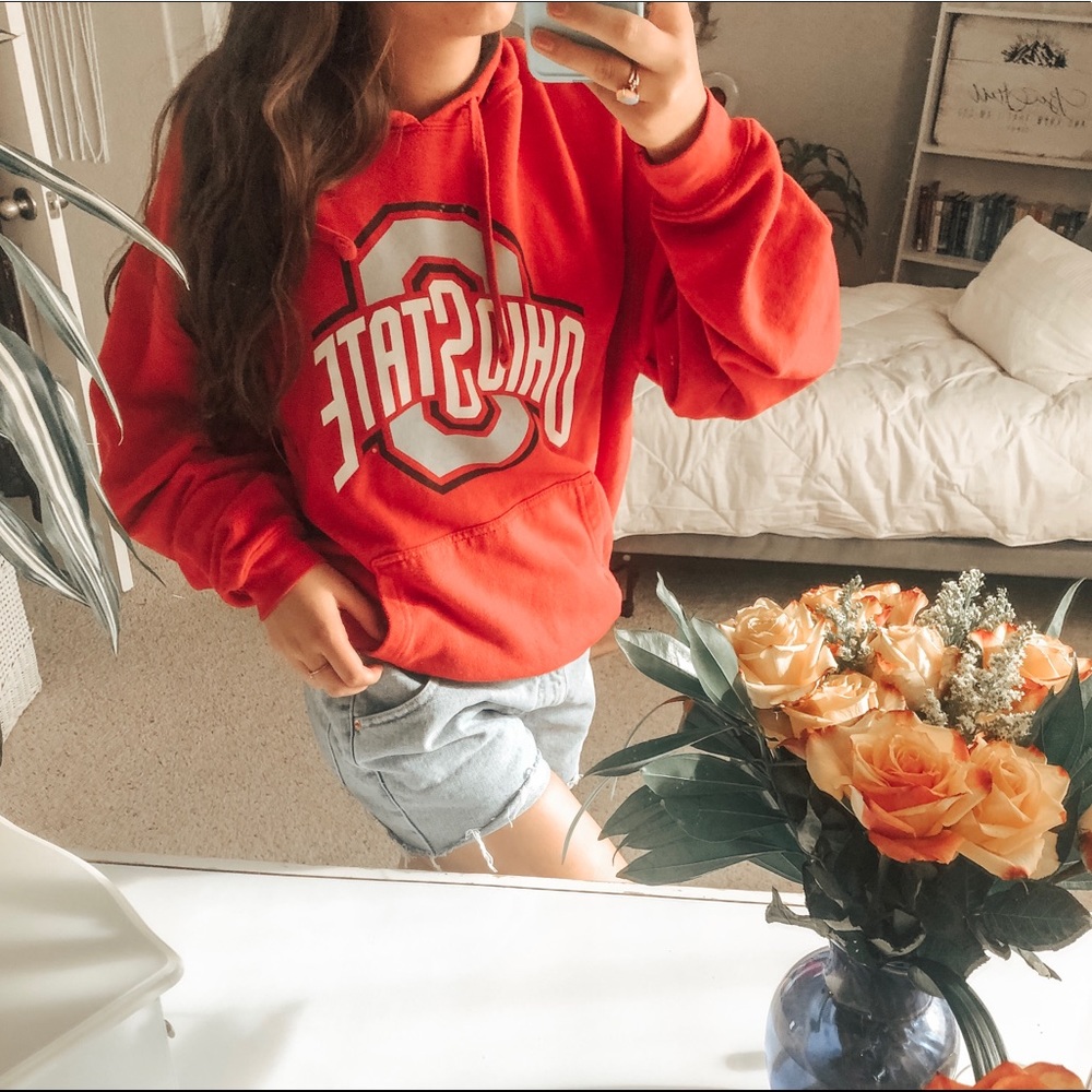 DEEP RED OHIO STATE VINTAGE HOODIE
